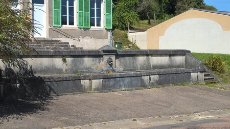 fontaine-de-varvinay-site